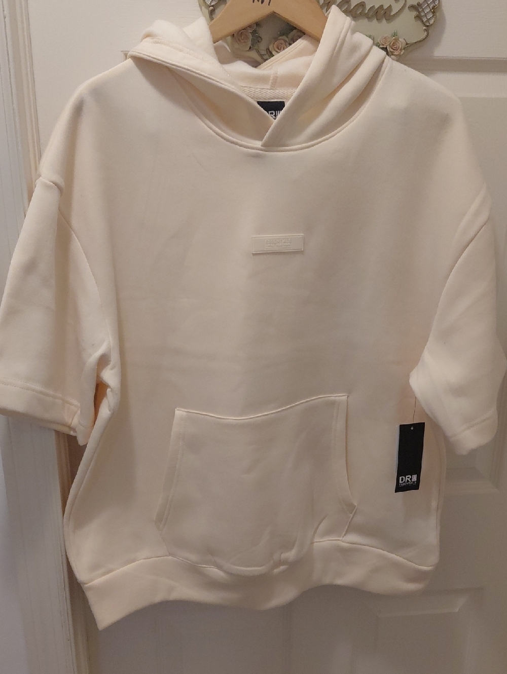 Cream Short-Sleeve Hooded Sweater